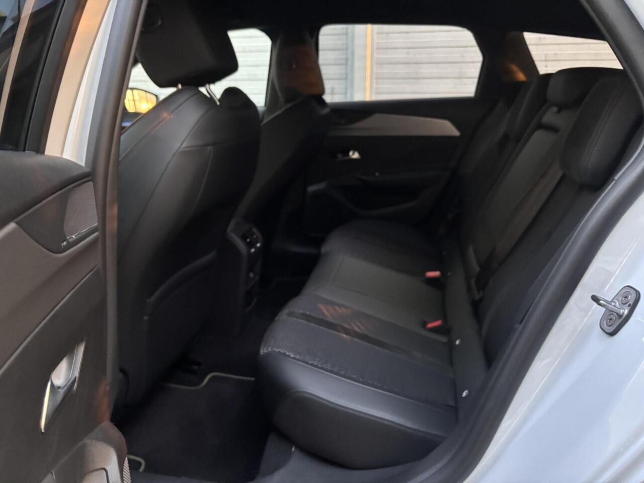 Peugeot 308 SW GT 1.6 HYbrid PHEV 225pk e-EAT8 | FOCAL HIFI | ELEKTR. A.KLEP | 360° CAMERA | STUUR+VOORRUITVERW. | ADAPTIVE CRUISE | NAVI | LED MATRIX