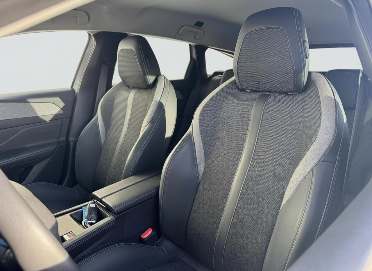 Peugeot 308 SW 1.2 PT 130 EAT8 Allure | Afn. trekhaak | 1400kg trekgewicht | Prijs is rijklaar