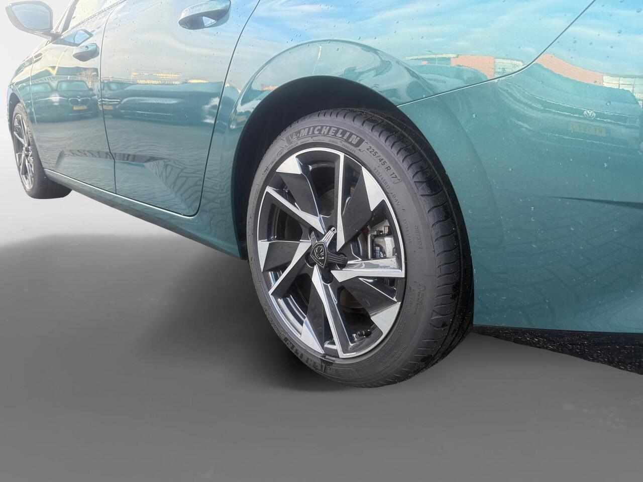 Peugeot 308 SW 1.6 Plug-in Hybrid 180 GT | Automaat | 360* Camera | Cruise Control | Apple Carplay/Android Auto | Keyless | DAB | Full Led | Climate Control