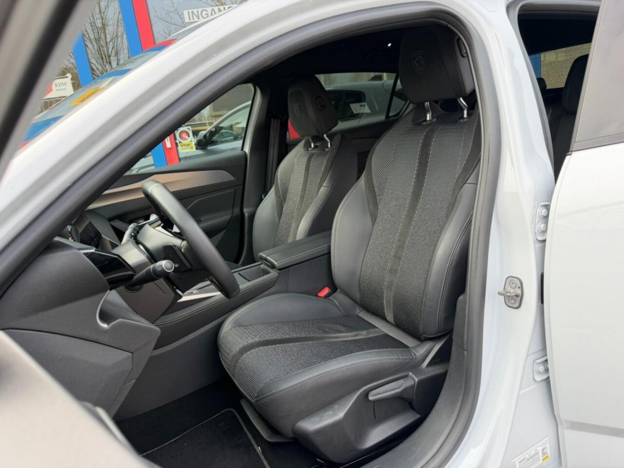 Peugeot 308 1.6 Plug-in Hybrid 180pk Automaat GT-Line bj2024