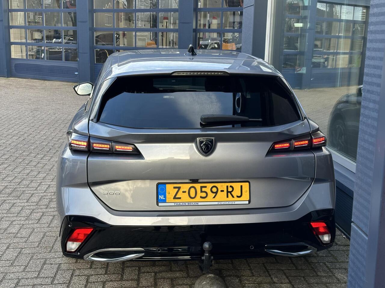 Peugeot 308 SW 1.2 Turbo 130 PK Allure | Automaat | Trekhaak 1400 KG | All Season banden | Navigatie | 360 Graden HD Camera | Full LED Verlichting | Cruise Control | Keyless Entry | Dode Hoek Detectie | Adaptieve Cruise Control | Digitaal Dashbord | 17" Lichtmetalen 