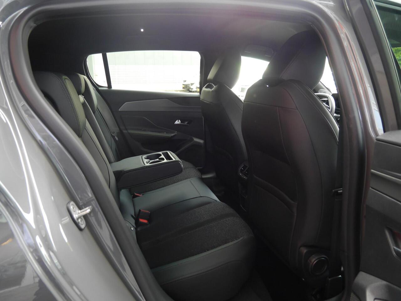 Peugeot 308 1.2 Hybrid 136 e-DCS6 GT | Nieuwe auto | Automaat | Keyless entry & start | Led verlichting | 18 inch Lichtmetalen velgen | Navigatie | Adaptive cruise control | Rondom camera | Regensensor