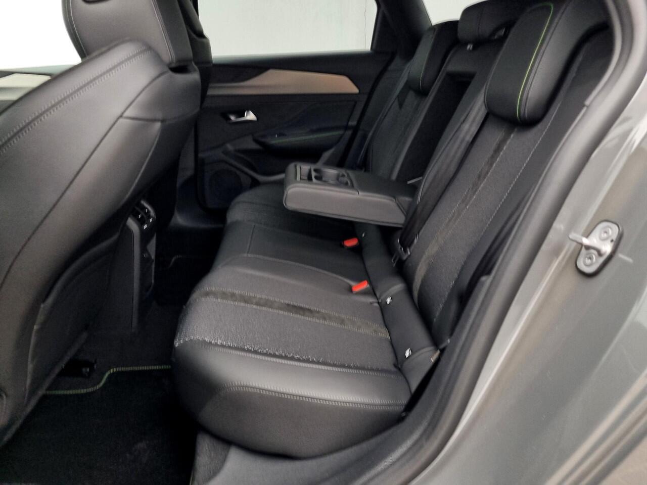 Peugeot 308 SW Hybrid 136 e-DCS6 GT Automaat / Navigatie / Rondomzicht Camera / Cruise Control Adaptief / Android Auto/Apple Carplay / Climate Control