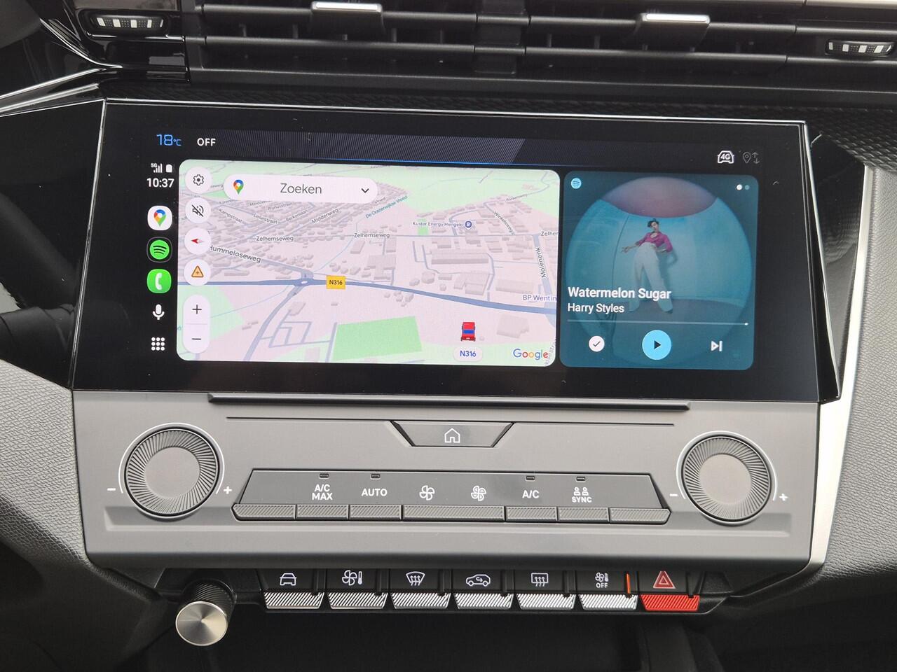 Peugeot 308 SW 1.2 Hybrid 136 e-DCS6 Style Automaat / Fabrieksgarantie tot 3-4-2027 / Apple Carplay Android Auto / Keyless Entry/Start / Adaptief cruise control / Climate control / Navigatie / Lichtmetalen wielen 16" /