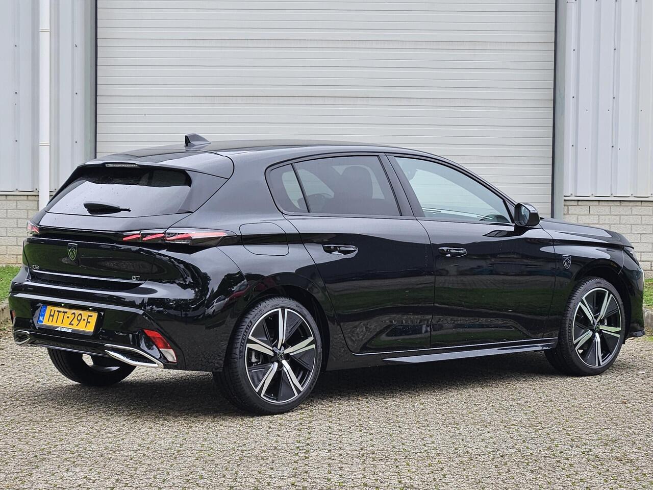 Peugeot 308 GT Hybrid Automaat / NIEUW / Fabrieksgarantie tot 28-3-2027 / 360 Graden Camera / Apple Carplay & Android Auto / Adaptief Cruise Control / Climate Control / Navigatie /