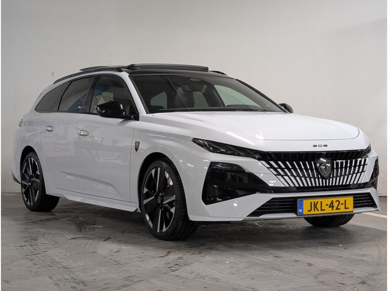 Peugeot 308 SW GT 1.6 PHEV 195pk | SCHUIF/KANTELDAK | NAVI | 360° CAMERA | KEYLESS | CLIMA | APPLE CARPLAY / ANDROID AUTO |