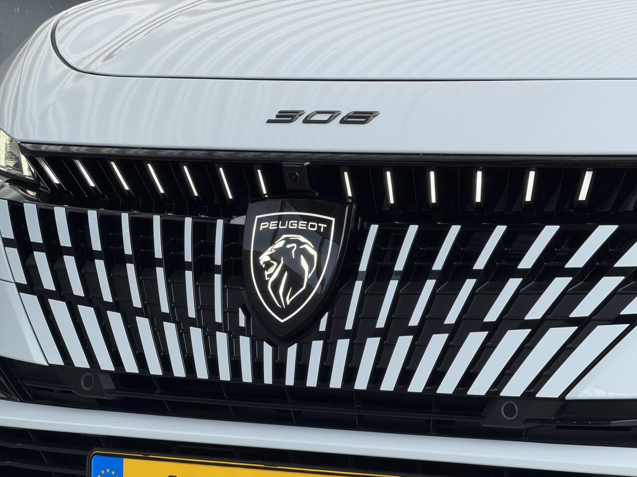 Peugeot 308 SW GT 1.6 Plug-in Hybrid 195pk e-EAT8 | FOCAL | NAVI | SCHUIF/KANTELDAK | 18 INCH LM VELGEN | 360° CAMERA |