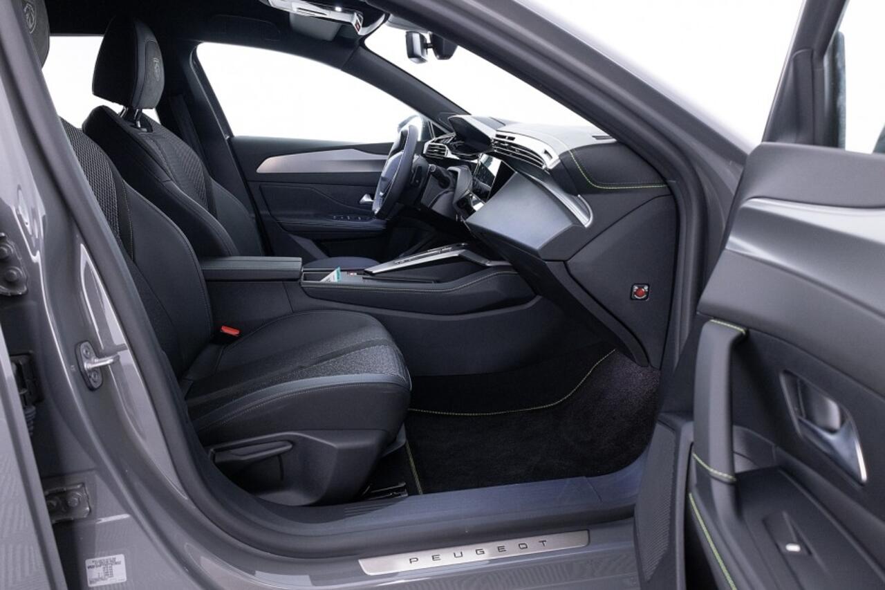 Peugeot 308 SW 1.2 Hybrid 145 e-DCS6 GT ? 1e Eigenaar | CARPLAY | SFEEFVERLICHTING