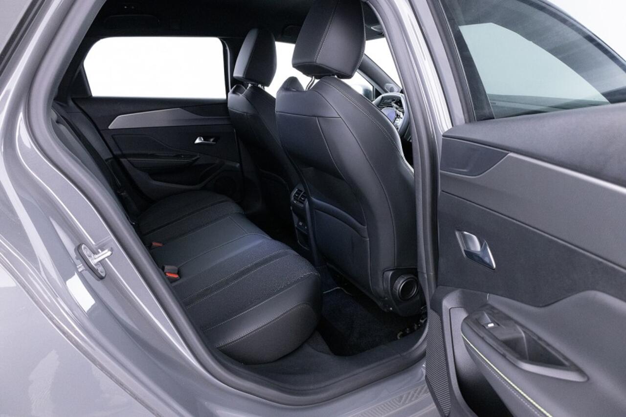 Peugeot 308 SW 1.2 Hybrid 145 e-DCS6 GT ? 1e Eigenaar | CARPLAY | SFEEFVERLICHTING