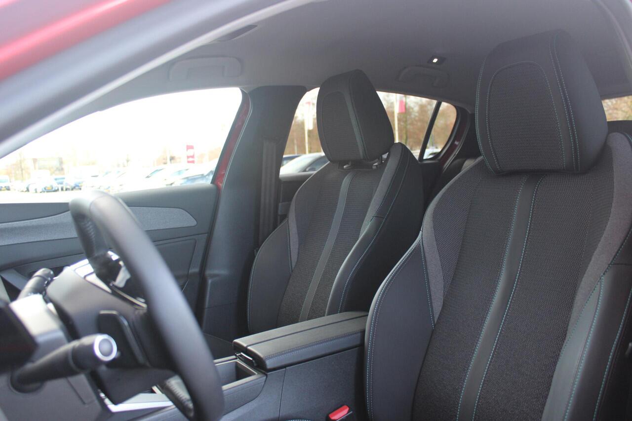 Peugeot 308 1.2 Hybrid 145PK E-DCS6 Allure | AGR STOEL | STOEL EN STUUR VEWARMING | KEYLESS ENTRY/START | DRAADLOZE APPLE CARPLAY/ANDROID AUTO | NAVIGATIE | CLIMATE CONTROL | LICHTMETALEN VELGEN 17" | LED KOPLAMPEN | ACHTERUITRIJCAMERAA | ADAPTIVE CRUISE CONTROL | DR