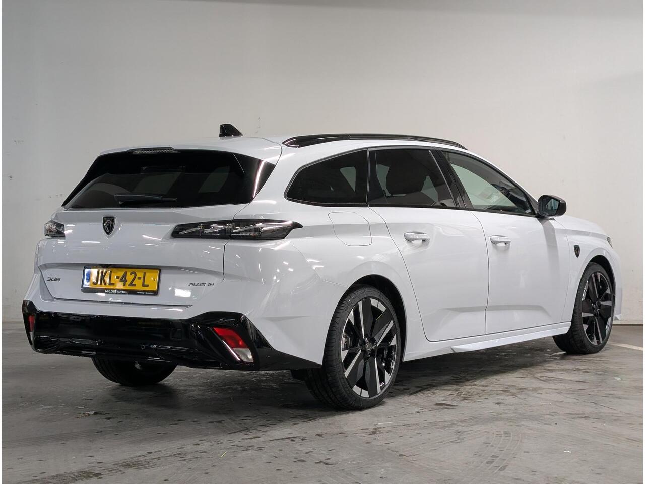 Peugeot 308 SW GT 1.6 PHEV 195pk | SCHUIF/KANTELDAK | NAVI | 360° CAMERA | KEYLESS | CLIMA | APPLE CARPLAY / ANDROID AUTO |