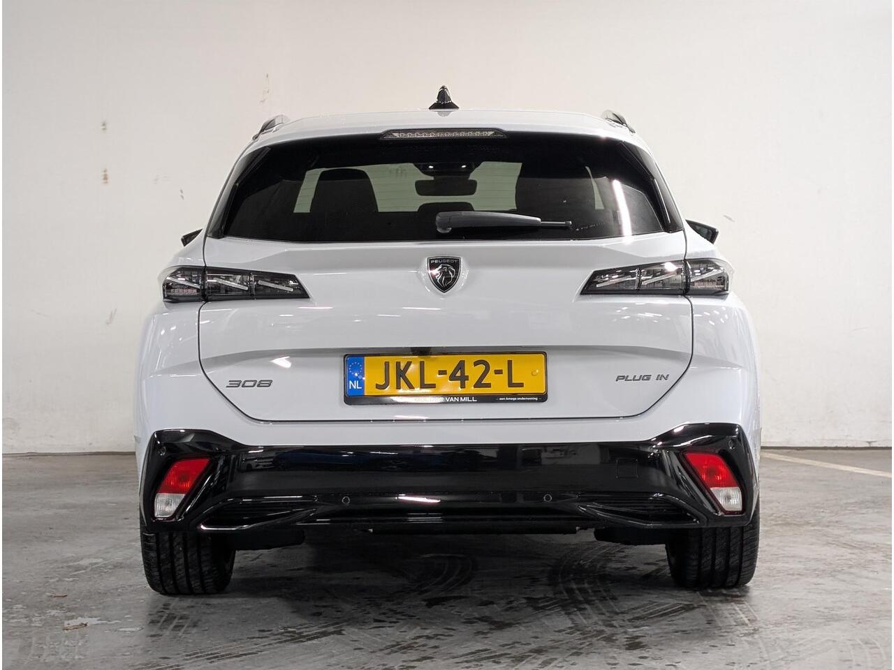 Peugeot 308 SW GT 1.6 PHEV 195pk | SCHUIF/KANTELDAK | NAVI | 360° CAMERA | KEYLESS | CLIMA | APPLE CARPLAY / ANDROID AUTO |