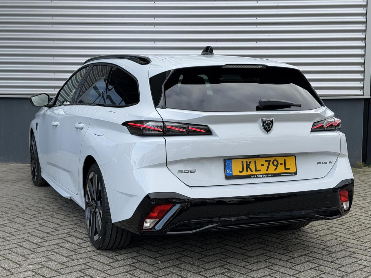 Peugeot 308 SW GT 1.6 Plug-in Hybrid 195pk e-EAT8 | FOCAL | NAVI | SCHUIF/KANTELDAK | 18 INCH LM VELGEN | 360° CAMERA |