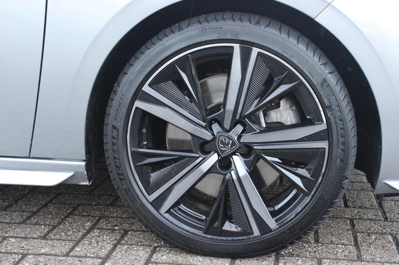 Peugeot 308 SW 1.6 Plug-in Hybrid 180PK GT | PANORAMISCH SCHUIF/KANTEL DAK | TREKHAAK | ALCANTARA BEKLEDING MET EEN ELEKTRISCH BEDIENBARE BESTUURDERSSTOEL | 18" LICHTMETALEN VELGEN "PORTLAND" | FOCAL AUDIO SYSTEM | STOEL/STUUR VERWARMING | NAVIGATIE | DRAADLOZE APPLE