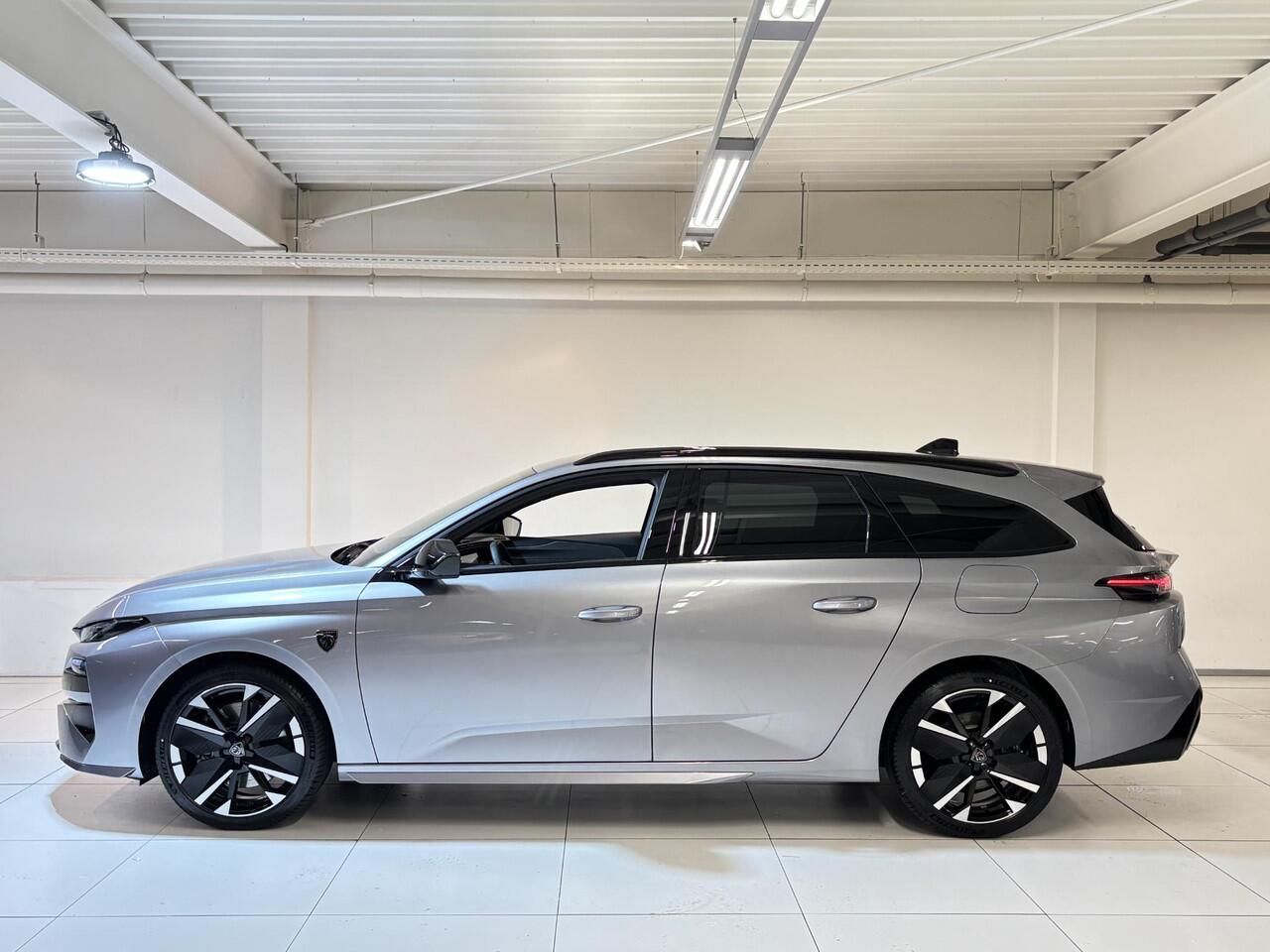Peugeot 308 SW 1.6 Plug-in Hybrid 195 GT .