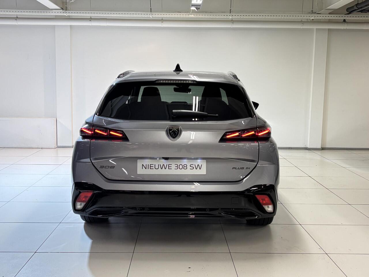 Peugeot 308 SW 1.6 Plug-in Hybrid 195 GT .