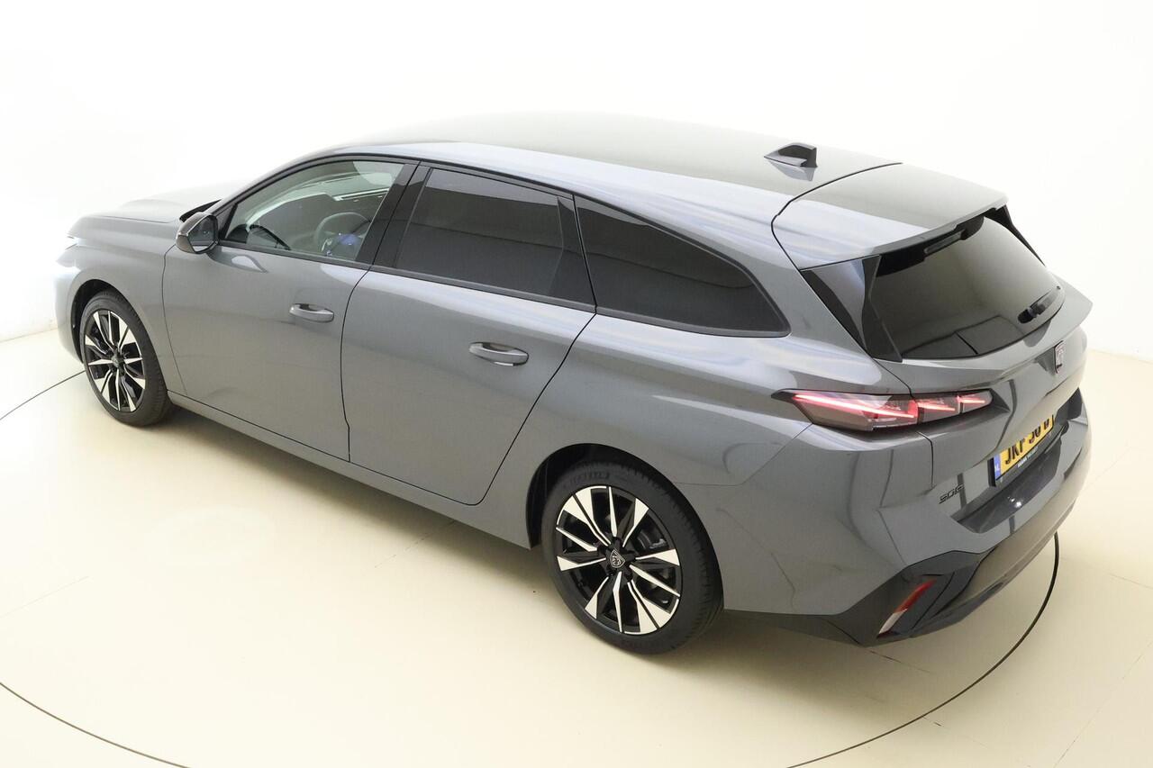 Peugeot 308 SW 1.2 Hybrid 145 e-DCS6 GT Keyless Entry & Go l Full-LED l Camera l Parkeersensoren l Draadloos Apple Carplay/Android Auto l TomTom Navigatie l Digitale cockpit l i-Toggles l Lichtmetalen Velgen