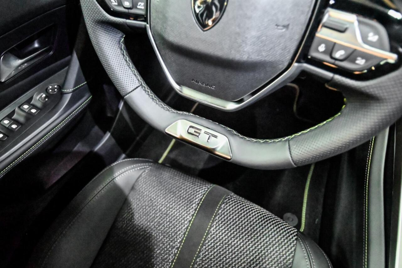 Peugeot 308 Hybrid 145 GT | PANO | ACC | FOCAL