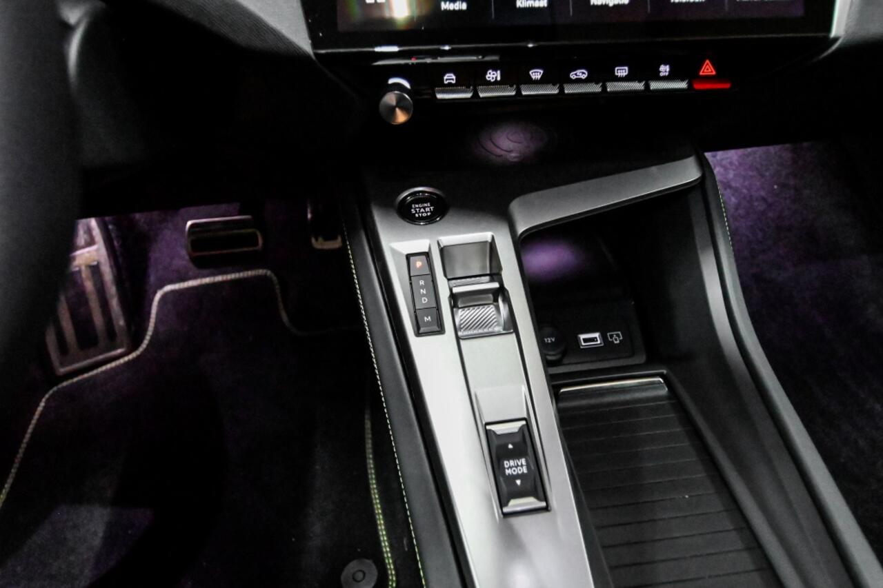 Peugeot 308 Hybrid 145 GT | PANO | ACC | FOCAL