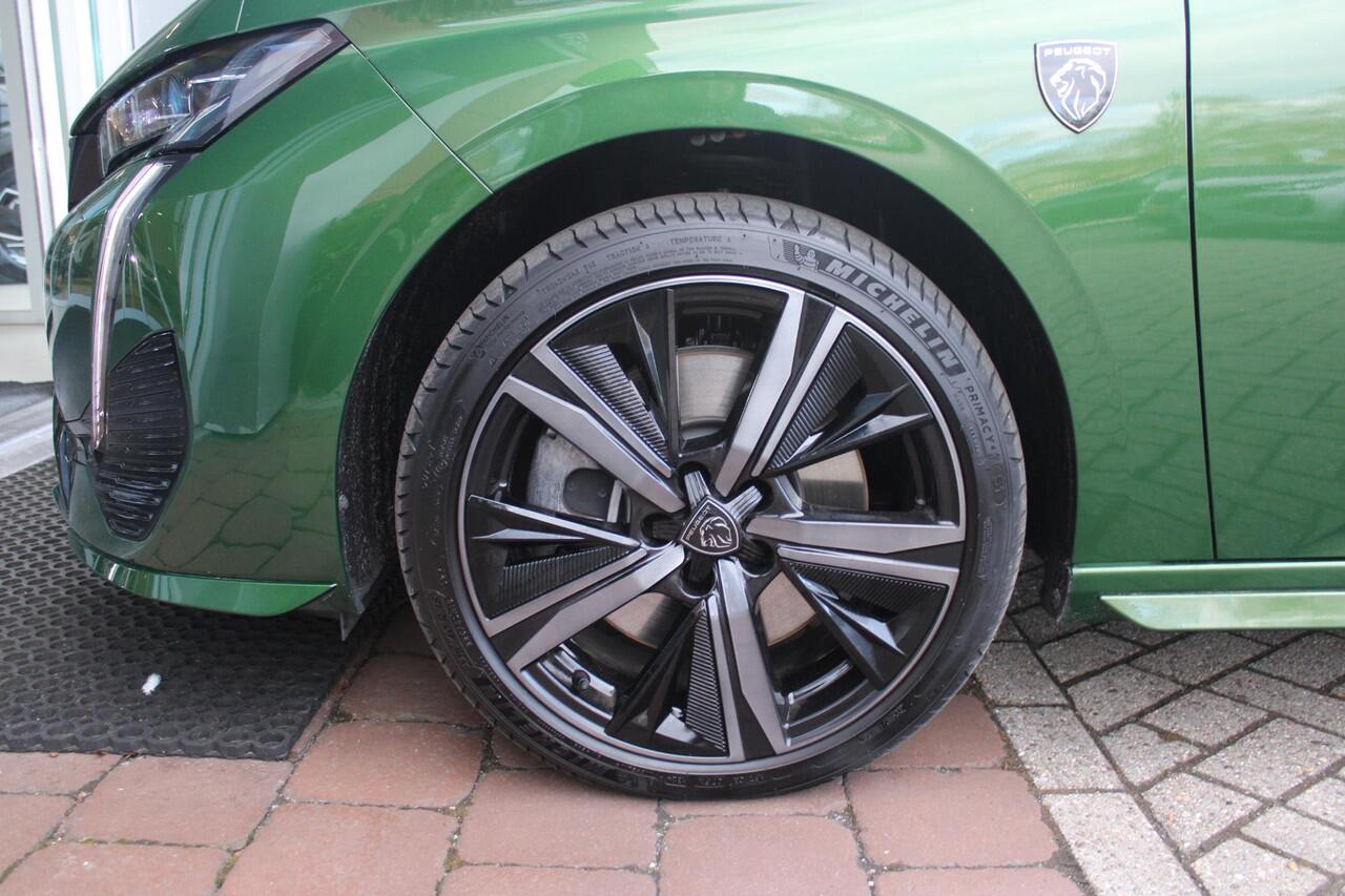 Peugeot 308 1.6 Plug-in Hybrid 225PK GT | ELEKTRISCH BEDIENBARE BESTUURDERSSTOEL MET GEHEUGENFUNCTIE | VOORSTOELEN MET VERWARMING EN MASSAGE FUNCTIE | 360° CAMERA | PARKEERSENSOREN VOOR + ACHTER | NAVIGATIE | DRAADLOZE APPLE CARPLAY/ANDROID AUTO | DAB+ RADIO | DODEHO