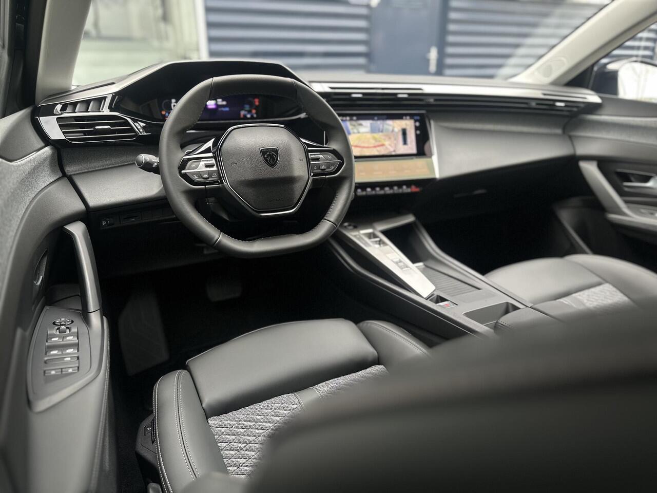 Peugeot 308 1.2 Hybrid 145 e-DCS6 Allure | Adaptive Cruise Control | Stoelverwarming | Climate Control | Parkeercamera/-sensoren | Navigatie | Apple Carplay/Android Auto | Full LED | Draadloze telefoonlader |