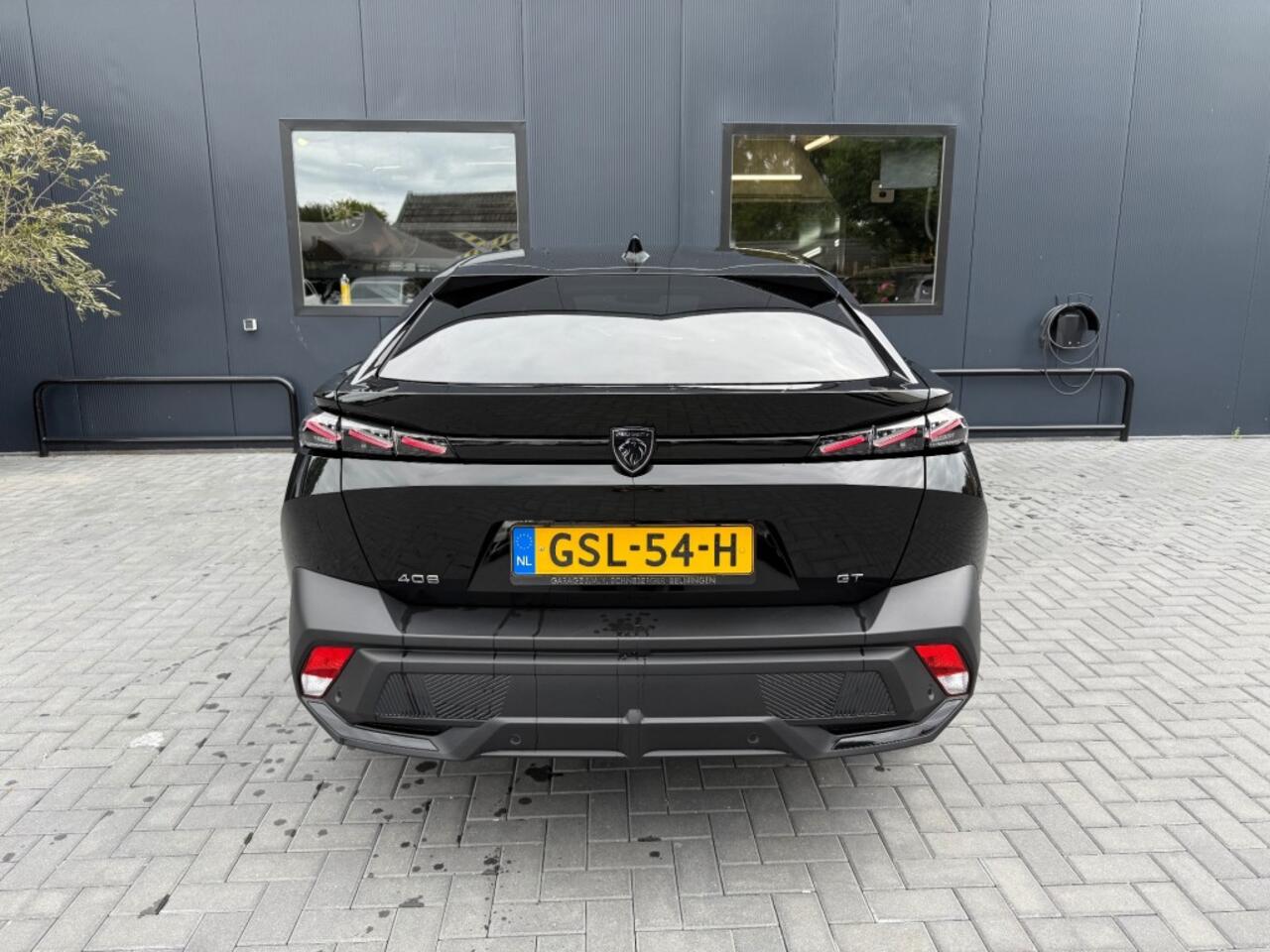 Peugeot 408 1.2 PureTech GT 130 / Camera / Elek. stoelen / PDC / Stoelverw.