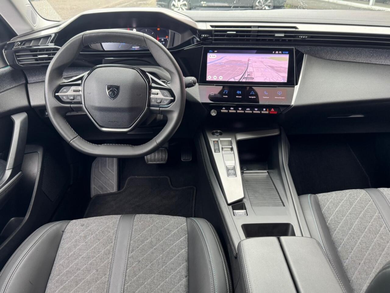 Peugeot 408 1.2 PURETECH AUT. ALLURE LED NAVI CAMERA CARPLAY AIRCO LMV PDC