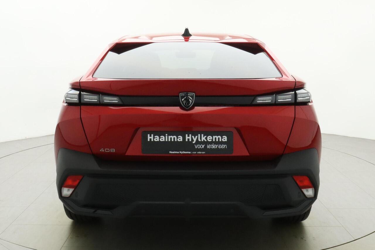 Peugeot 408 1.2T 130pk Allure Pack Automaat Peugeot 408 1.2 PureTech Allure Pack 130 EAT8 | Trekhaak | Stoelverwarming | Navigatie | Cruise Control | Camera | Lichtmetalen velgen | Apple Carplay | Draadloze telefoonlader