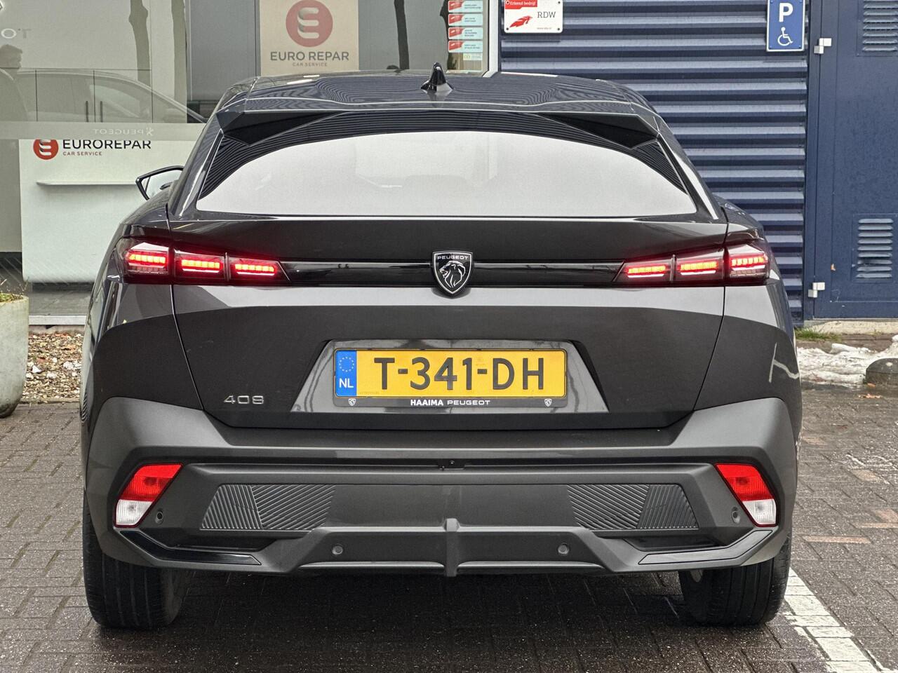 Peugeot 408 1.2 PureTech Allure Pack 130 EAT8 | Stoelverwarming | Climate Control | Adaptive Cruise Control | Parkeercamera/-sensoren | Apple Carplay/Android Auto | Sfeerverlichting | Draadloze telefoonlader | Voorruit verwarming | Keyless Entry/Start | Full LED |