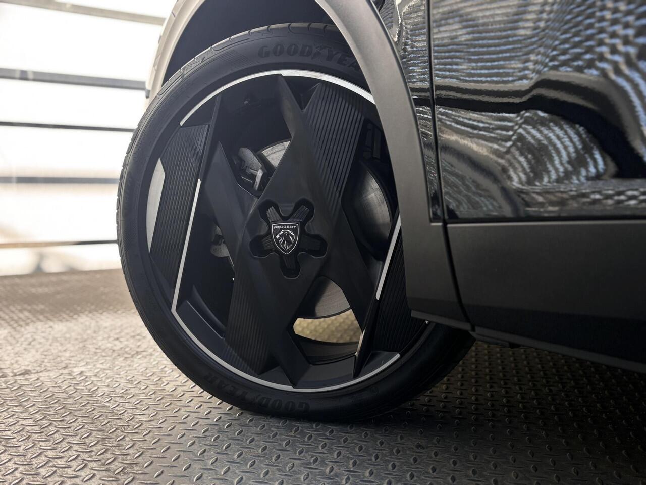 Peugeot 408 GT 1.6 HYbrid PHEV 225pk EAT8 | AFN. TREKHAAK | FOCAL HI-FI | NAVI | 360° CAMERA | OBC-LADER 7,4kW | | DRAADLOZE LADER |