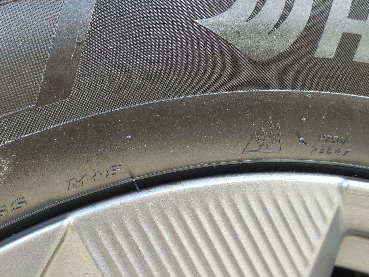 Peugeot 408 Allure Pack 1.2 Turbo 130pk EAT8 | NAVI | 360° CAMERA | STOEL + STUURVERW. | ADAPTIVE CRUISE | VOORRUITVERW. | DRAADLOZE TELEFOONLADER |