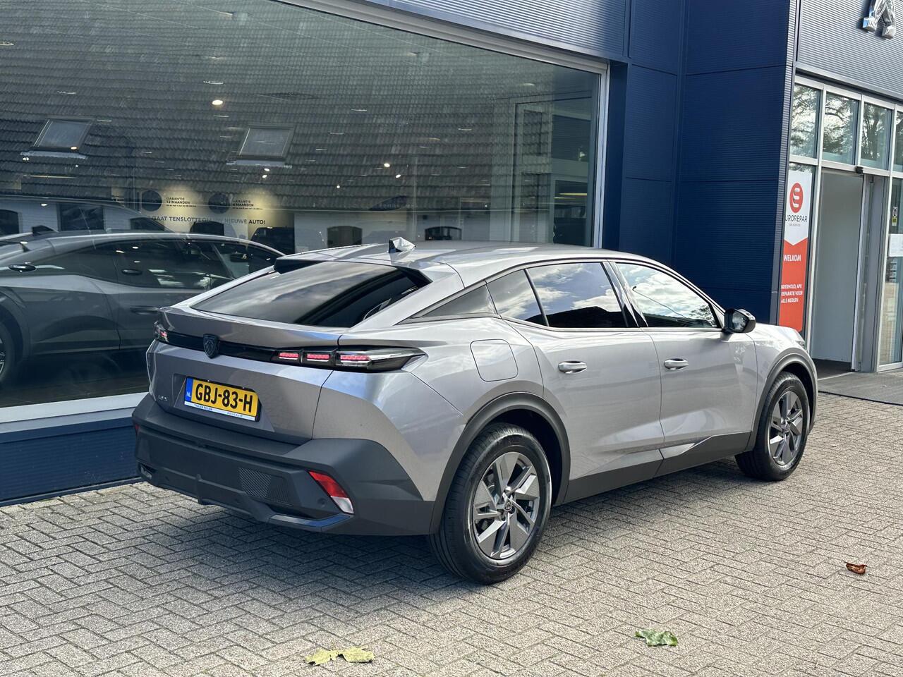 Peugeot 408 1.2 Turbo Allure 130PK EAT8 | Automaat | Navigatie | Stoelverwarming | Camera | Draadloos Apple Carplay /Android auto | Parkeersensoren | Climate Control | LED Verlichting | Lichtmetaal | Dealer onderhouden.