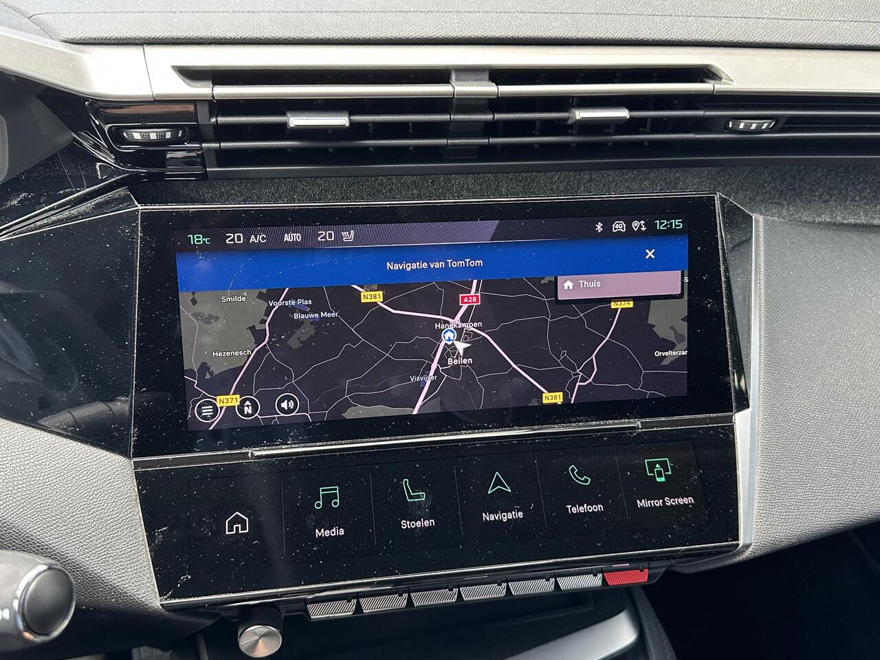 Peugeot 408 1.2 Turbo Allure 130PK EAT8 | Automaat | Navigatie | Stoelverwarming | Camera | Draadloos Apple Carplay /Android auto | Parkeersensoren | Climate Control | LED Verlichting | Lichtmetaal | Dealer onderhouden.