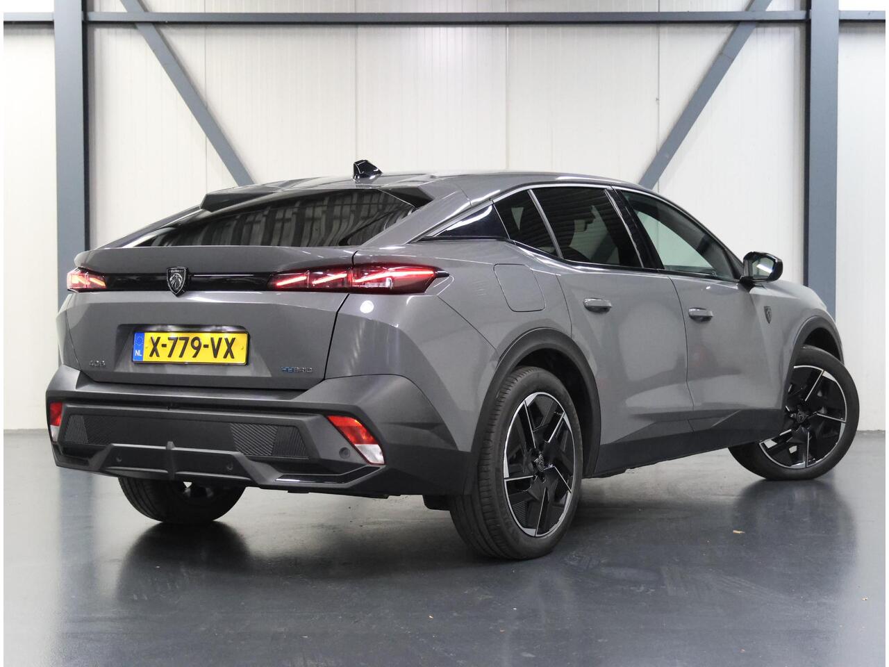 Peugeot 408 1.6 HYbrid 180PK GT | Elektrische achterklep | AppleCarPlay/AndroidAuto | 18"LMV | Navigatie | Adaptive Cruise Control | Climate Control | Camera | Keyless entry | Alcantara/Leer | Privacy Glass |