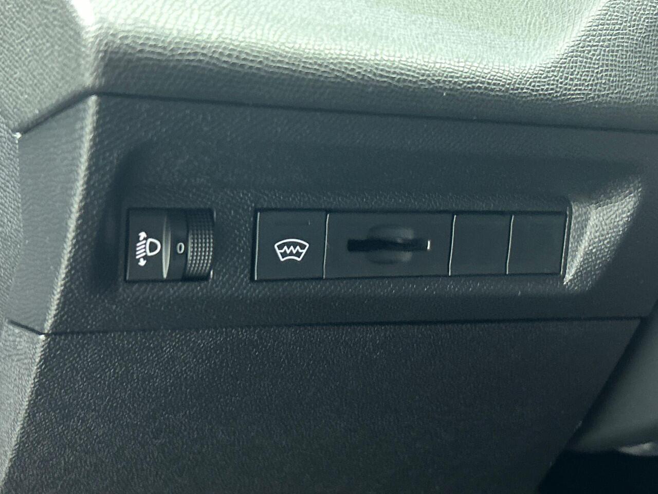 Peugeot 408 1.2 PureTech Allure 130 Automaat Navigatie | Carplay/Android Auto | Climate Control | Adaptive Cruise Control | Virtual cockpit | PDC VA + 360 Camera | Full LED | LM Velgen