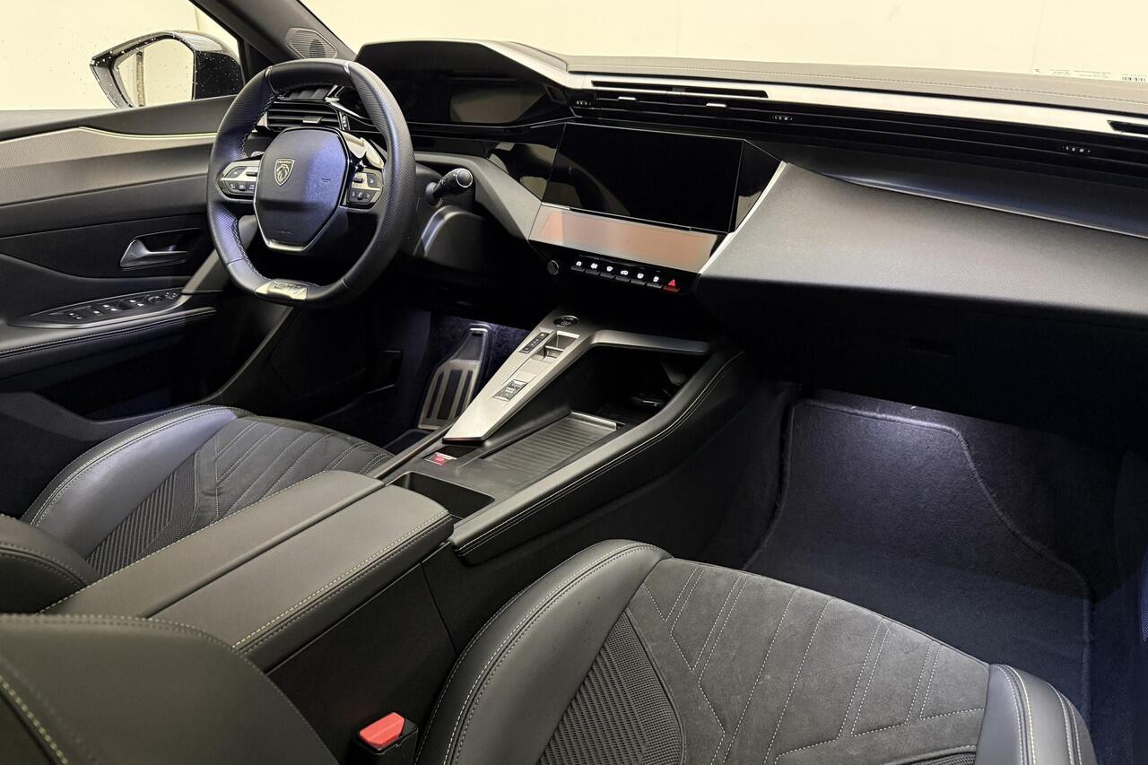 Peugeot 408 1.2 Hybrid 136 e-DCS6 GT 8-Traps Automaat | Camera | Handsfree Achterklep | Stuurverwarming | Navigatie | Climate Control | Cruise Control | 1e eigenaar