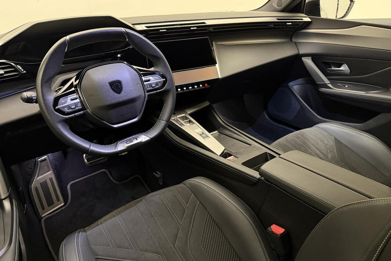 Peugeot 408 1.2 Hybrid 136 e-DCS6 GT 8-Traps Automaat | Camera | Handsfree Achterklep | Stuurverwarming | Navigatie | Climate Control | Cruise Control | 1e eigenaar