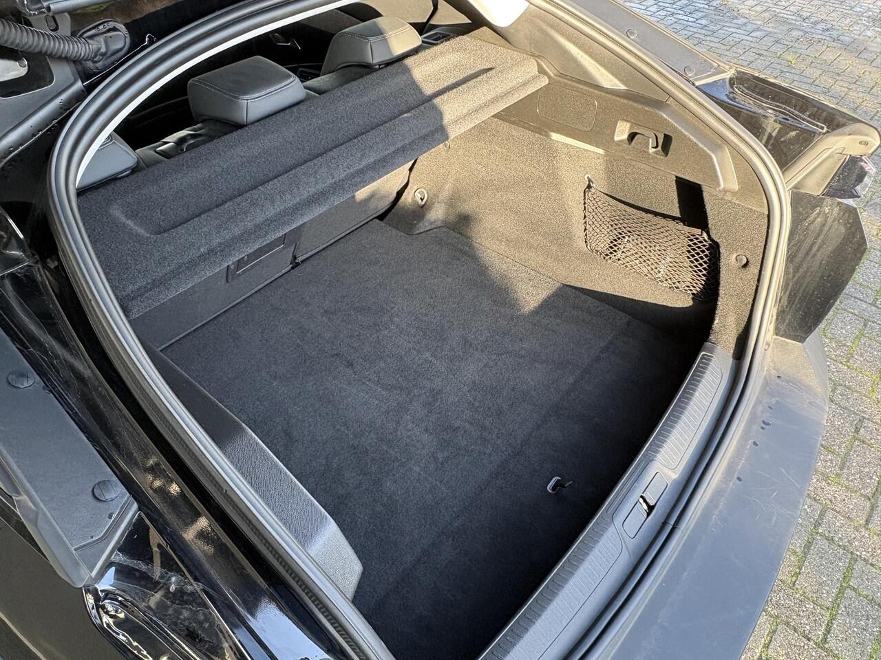 Peugeot 408 1.2 Hybrid 136 e-DCS6 Allure | Keyless Entry | Achteruitrijcamera | Navigatie | LED koplampen | Adaptieve Cruise Control | Climate Control