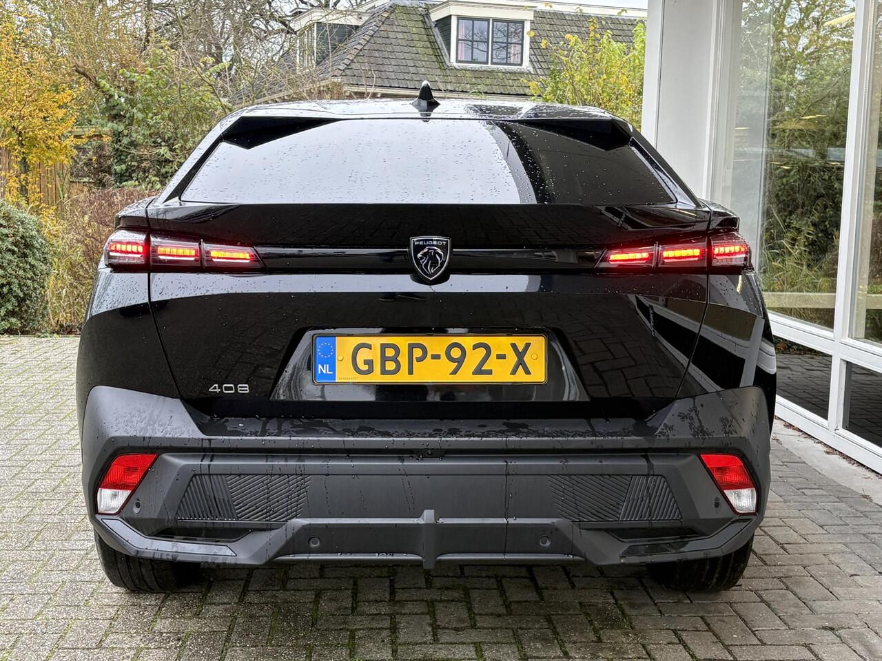 Peugeot 408 1.2 Hybrid 136 e-DCS6 Allure | Keyless Entry | Achteruitrijcamera | Navigatie | LED koplampen | Adaptieve Cruise Control | Climate Control