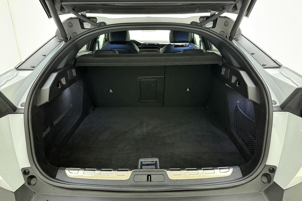 Peugeot 408 1.6 HYbrid GT 180 EAT8 Automaat | Navigatie | Camera | Keyless | Lichtmetalen velgen | Draadloze telefoonlader | Adaptive cruise control