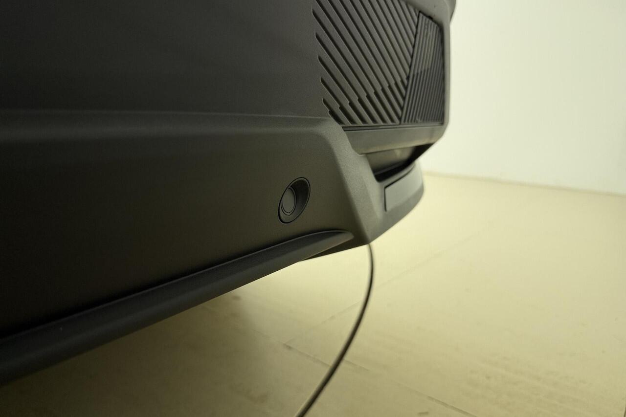 Peugeot 408 1.6 HYbrid GT 180 EAT8 Automaat | Navigatie | Camera | Keyless | Lichtmetalen velgen | Draadloze telefoonlader | Adaptive cruise control