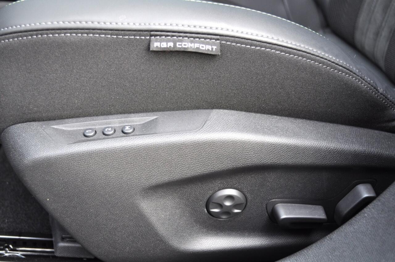 Peugeot 408 1.2 GT Autom Leer/alc elec stoel mass LED rondomz camera