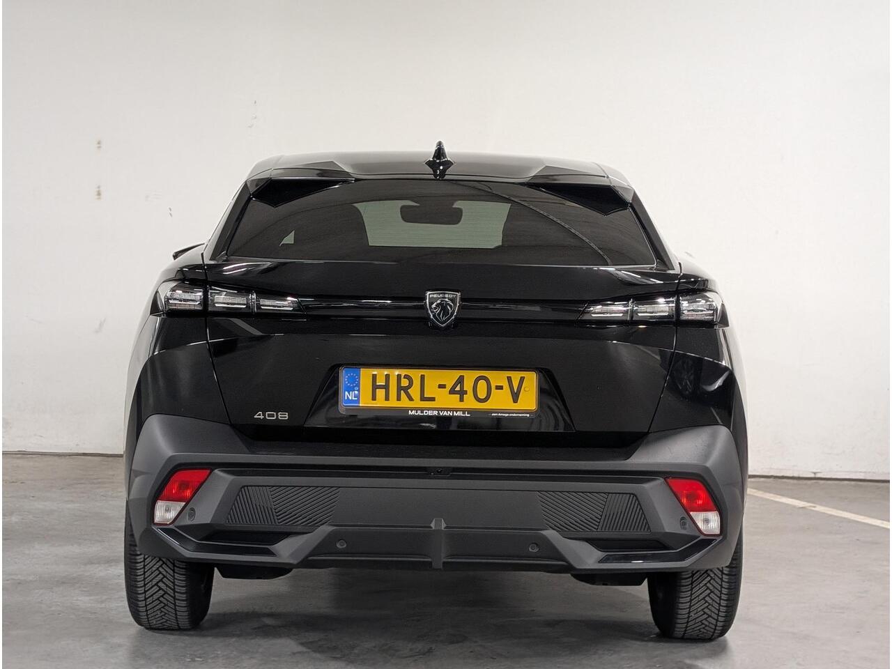 Peugeot 408 Allure Pack 1.2 Turbo 130pk EAT8 | NAVI | 360° CAMERA | STOEL + STUURVERW. | ADAPTIVE CRUISE | VOORRUITVERW. | DRAADLOZE TELEFOONLADER |