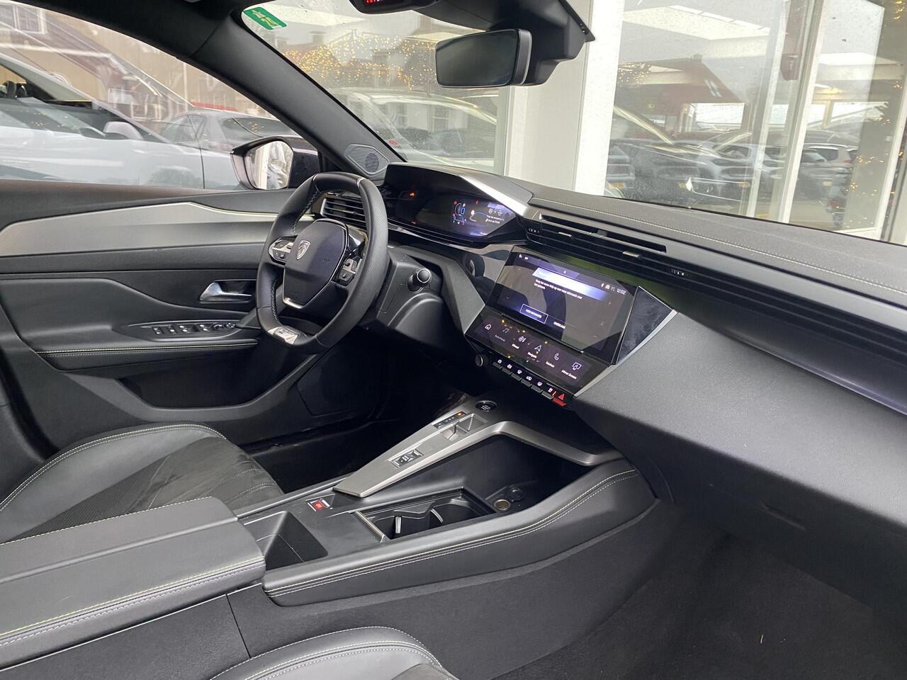 Peugeot 408 1.6 HYbrid GT 180 EAT8 ?? | Schuif-/kanteldak | Full LED | 360gr Camera | Elektr. achterklep | Adaptieve Cruise Control |