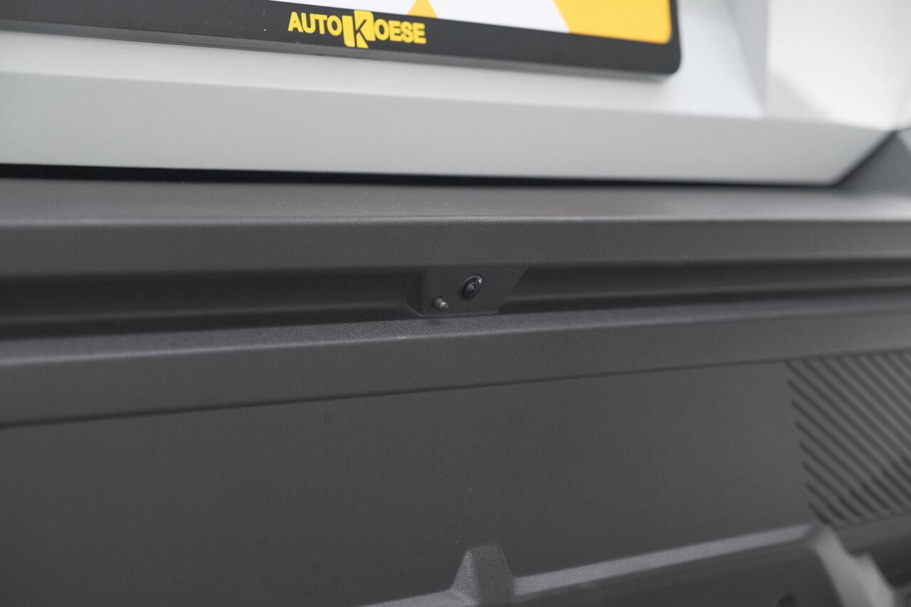 Peugeot 408 Hybrid 136 e-DCS6 Allure