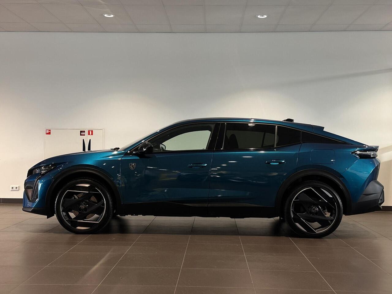 Peugeot 408 GT 1.6 HYbrid PHEV 180pk EAT8 | SCHUIF/KANTELDAK | FOCAL HIFI | ELEKTR. A.KLEP | ALCANTARA | 7,4 kW ON-BOARDCHARGER |