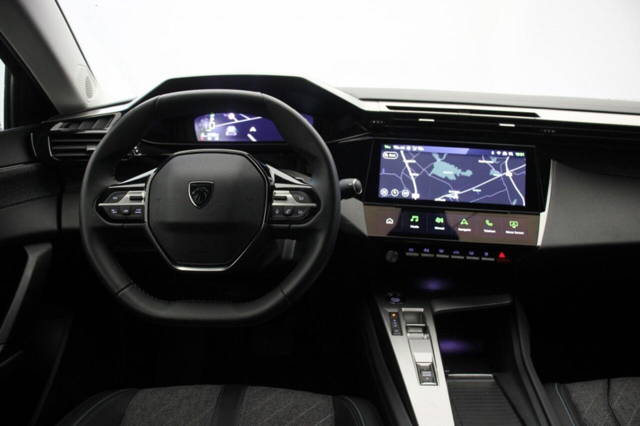 Peugeot 408 1.2 Hybrid 136 e-DCS6 Allure - Carplay, Camera, Half Leer