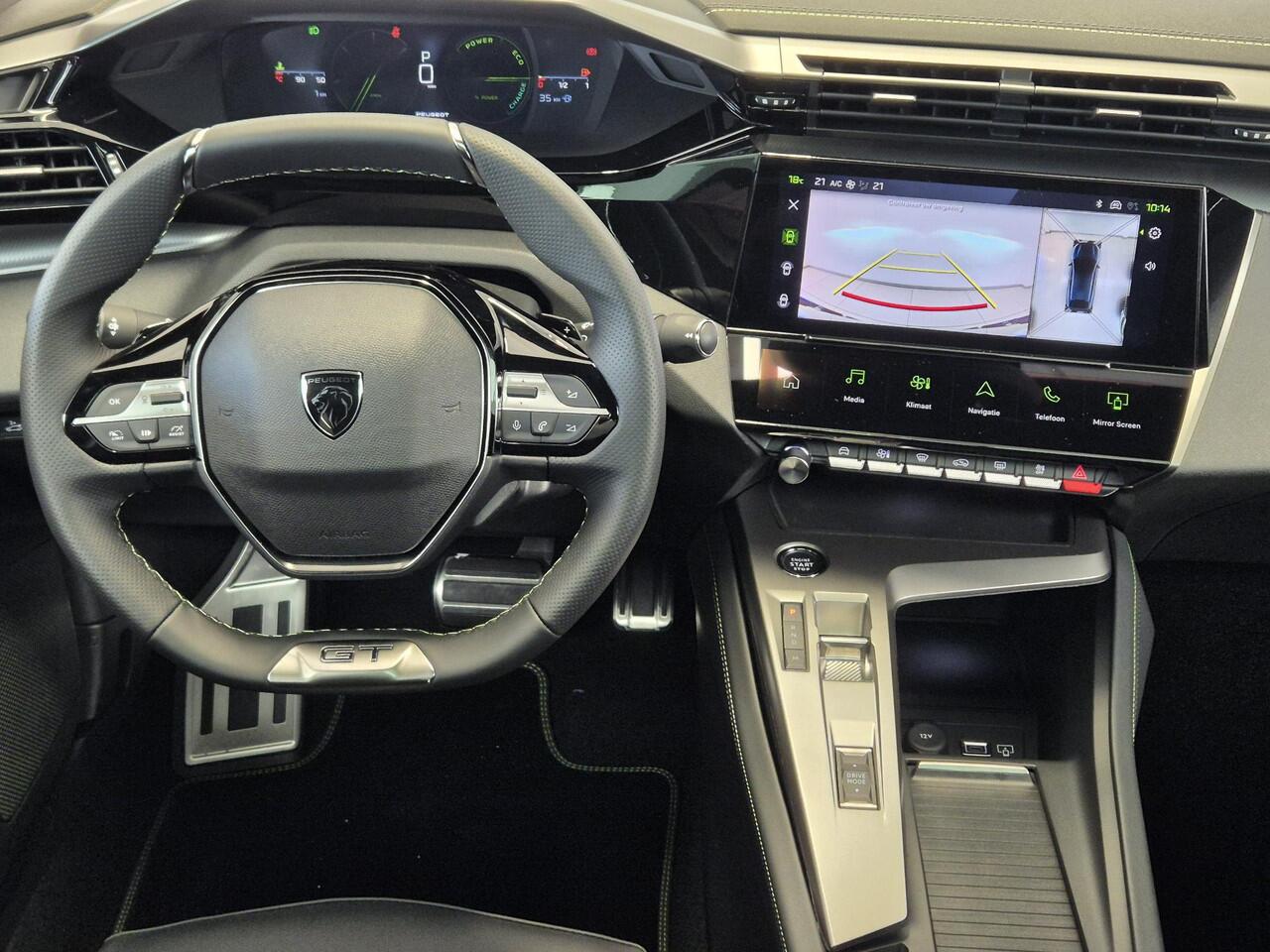 Peugeot 408 1.2 Hybrid 136 e-DCS6 GT | Automaat | Panoramisch Schuifdak | Navigatie | 360° Camera | Stoel/Stuurverwaming | AGR Comfortstoel | Apple Carplay/Android Auto |