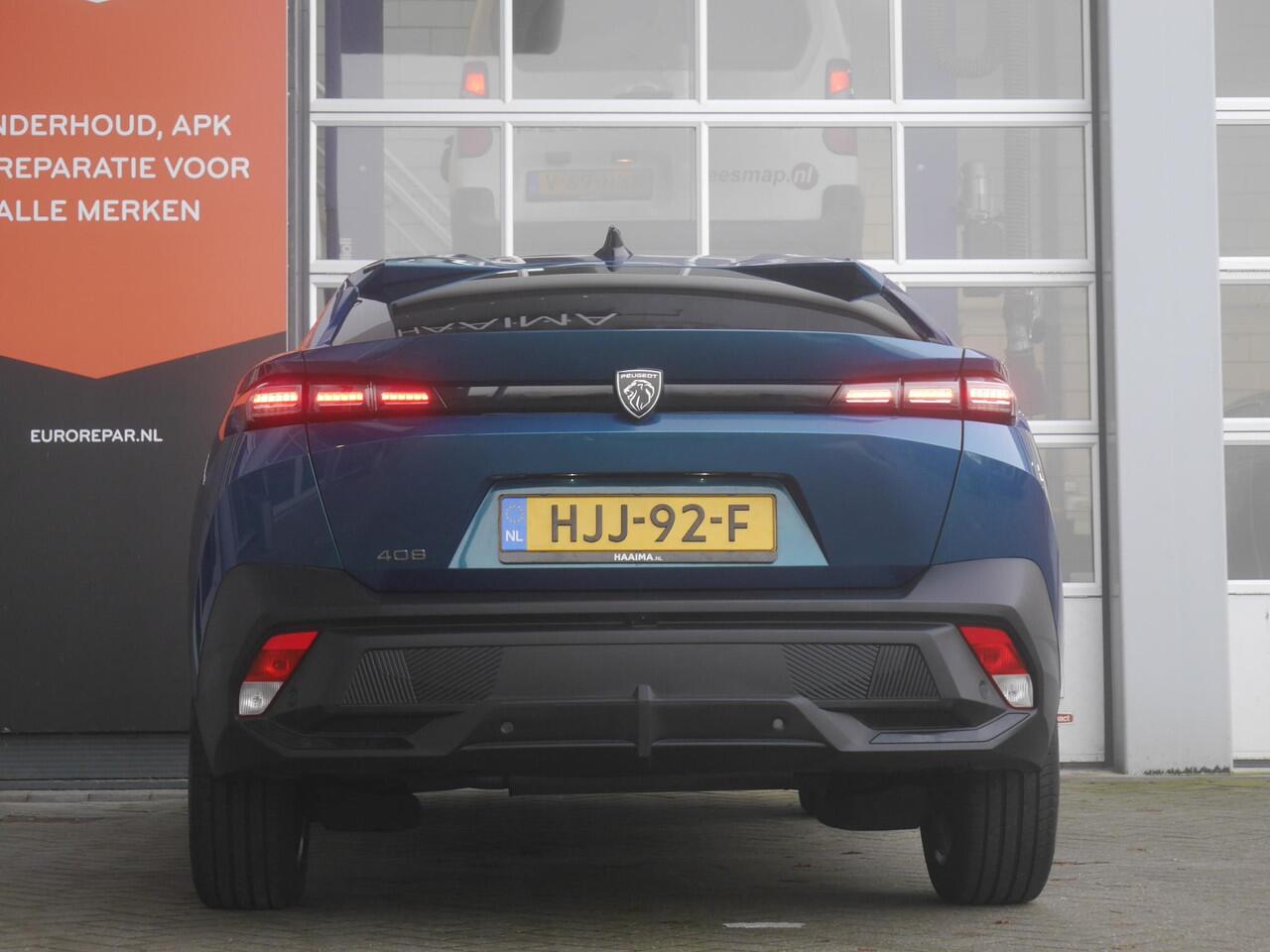 Peugeot 408 1.2 Hybrid 145 e-DCS6 Allure | 19 inch lichtmetalen velgen | Draadloze telefoonoplader | Adaptive cruise control | Achteruitrijcamera | Keyless entry en start | Climate control