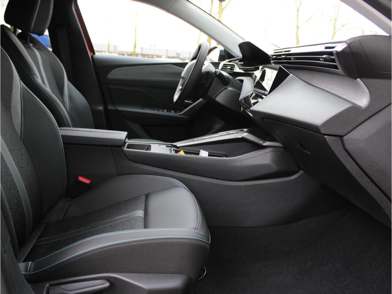 Peugeot 408 1.6 HYbrid 225 EAT8 Allure Avantage VOORRAAD KORTING